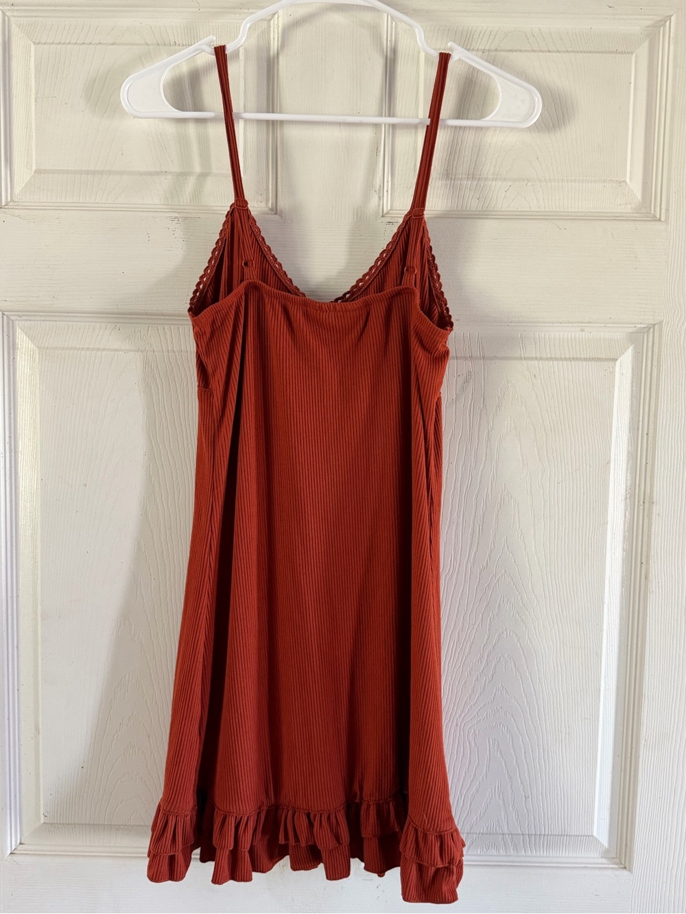 No Boundaries Rust Red Ruffle-Hem Slip - Picture 2 of 3